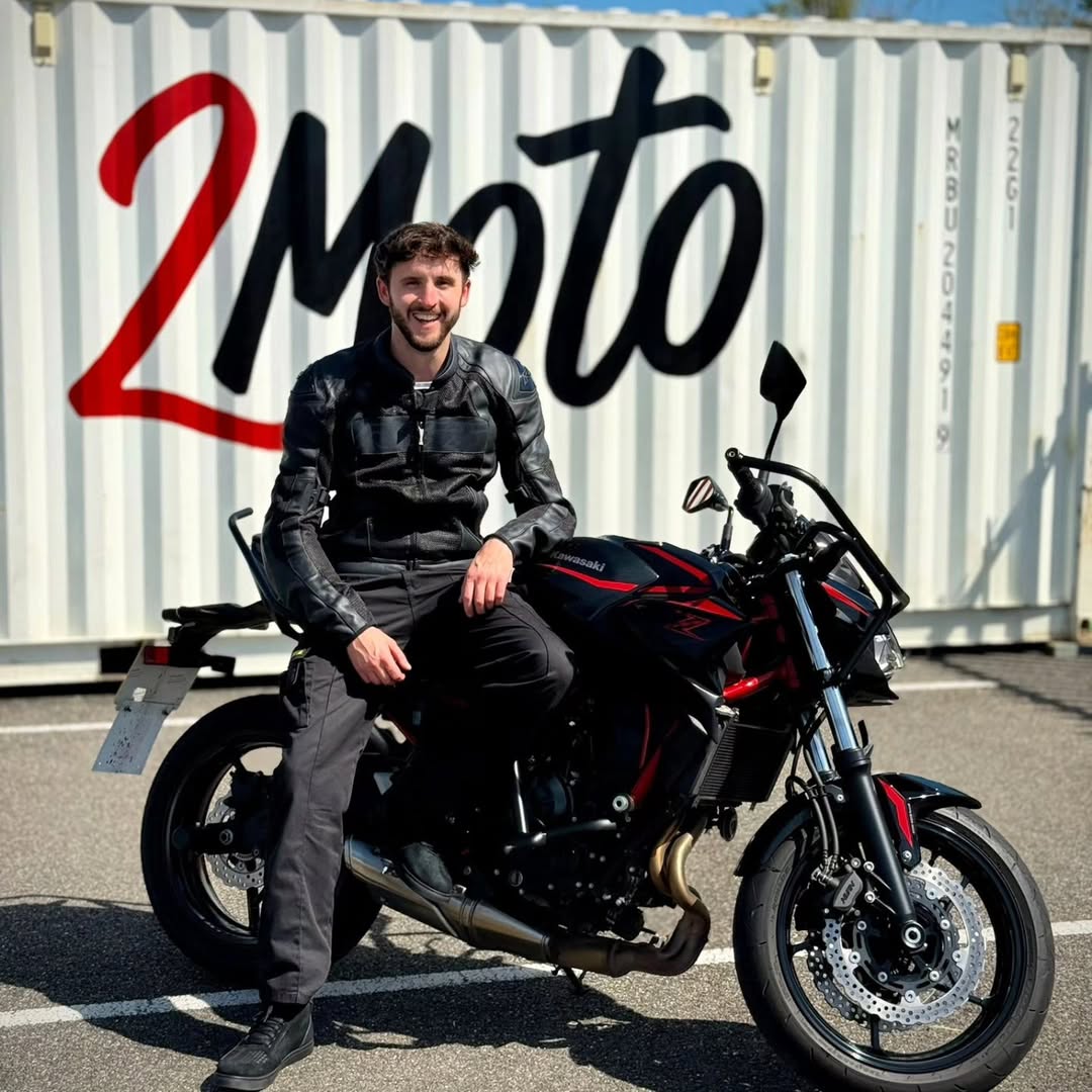Jimmy’s officially on the grid.